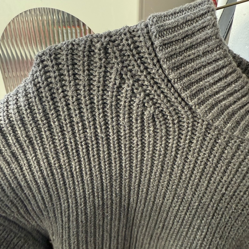 Everlane Texture Cotton Crew Sweater - Picture 5 of 5
